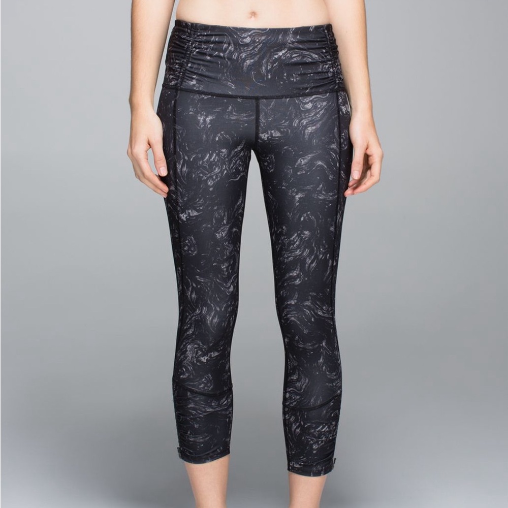 Lululemon Athletica Black Swirl Leggings